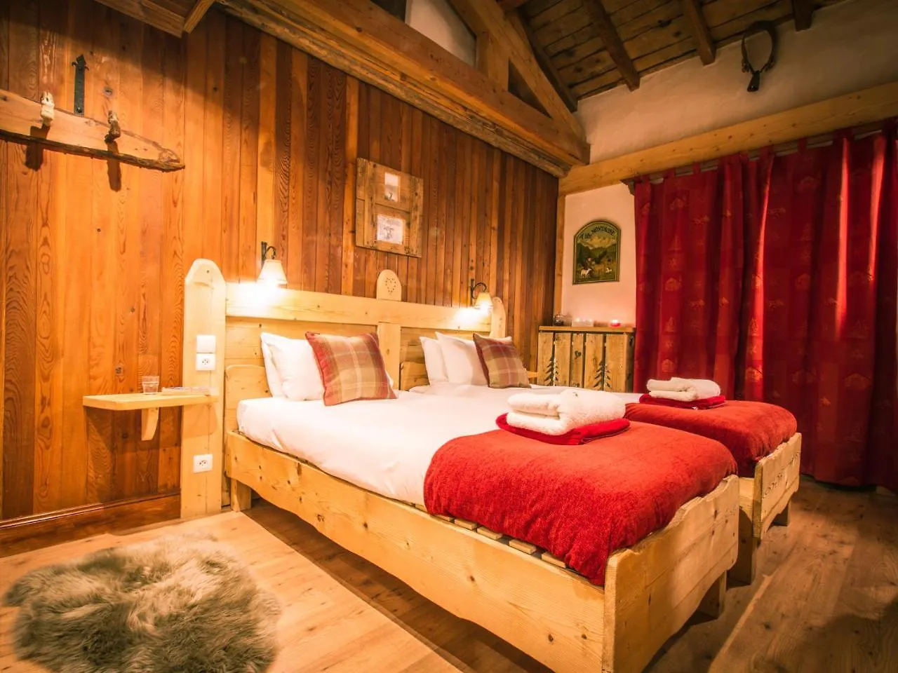 Chalet Chardons Bivouac 0*, Val-d'Isere France